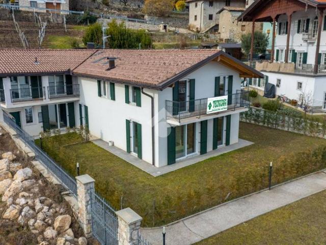 Villa Schiera in vendita a Comunità della Vallagarina, Nogaredo