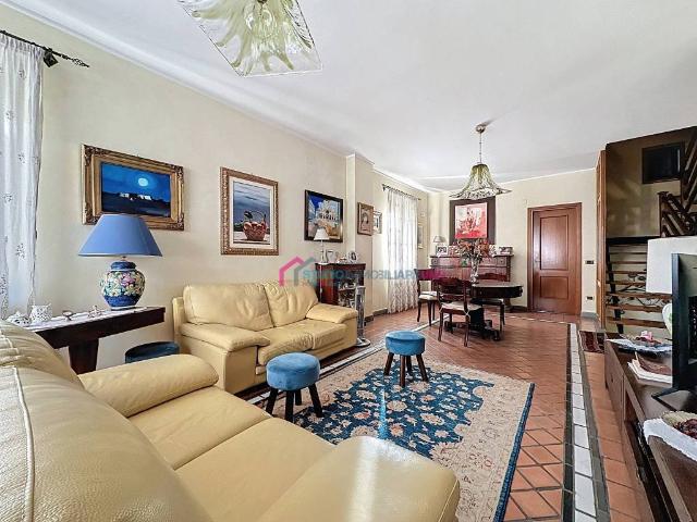 Villa Schiera in vendita a Nola, Campania
