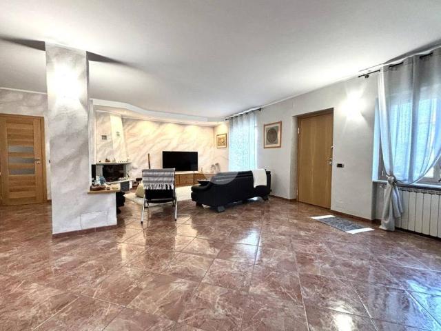 Villa Schiera in vendita a Piemonte, Torino