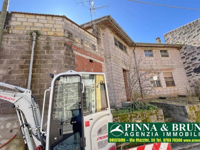 Villa Schiera in vendita a Norbello, Sardigna/Sardegna