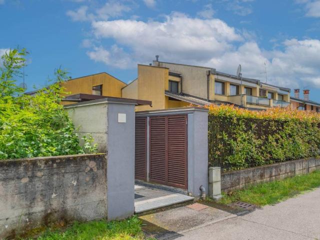 Villa Schiera in vendita a Nosate, Lombardia