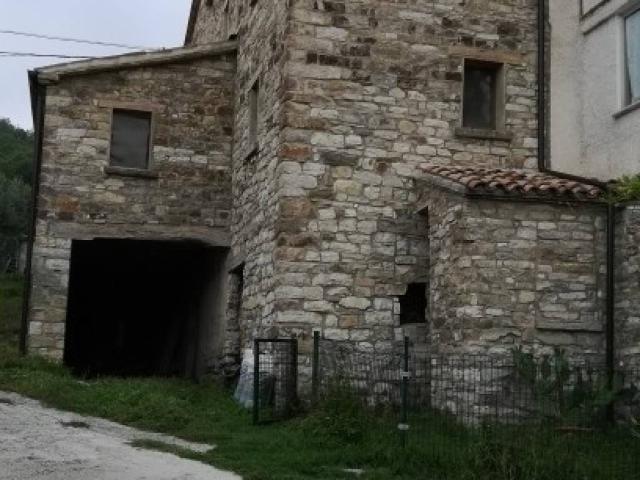 Villa Schiera in vendita a Unione di comuni Valmarecchia, Novafeltria