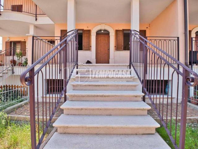 Villa Schiera in vendita a Torrion Quartara, Piemonte