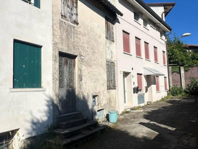 Villa Schiera in vendita a Nove, Veneto