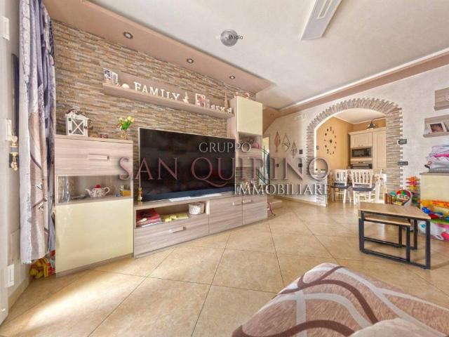 Villa Schiera in vendita a Bassa Reggiana, Re