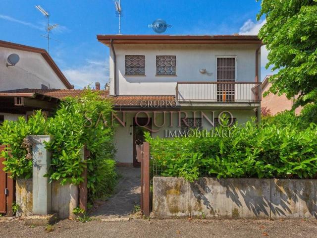 Villa Schiera in vendita a Unione delle Terre d'Argine, Novi Di Modena
