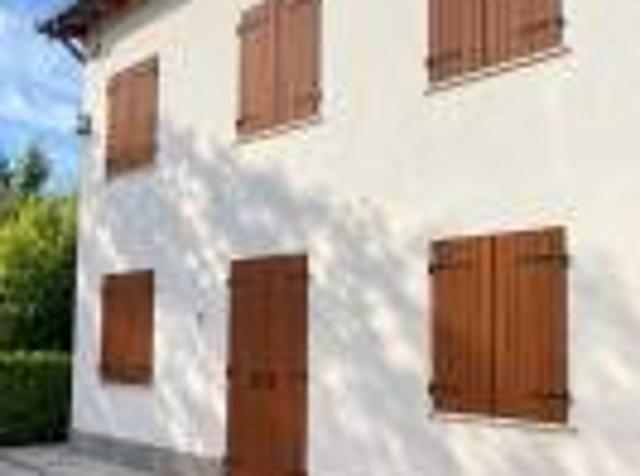 Villa Schiera in vendita a Rovereto sulla Secchia, Novi di Modena