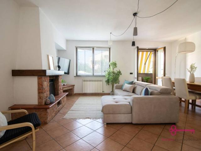 Villa Schiera in vendita a Unione dei Comuni I Fontanili, Noviglio