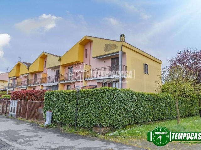 Villa Schiera in vendita a Unione dei Comuni I Fontanili, Noviglio