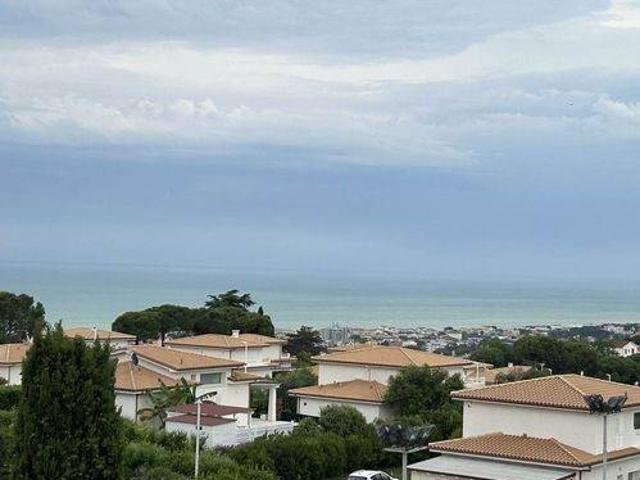 Villa Schiera in vendita a Marche, Ancona