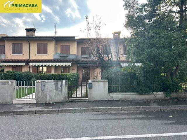 Villa Schiera in vendita a Nuvolera, Brescia
