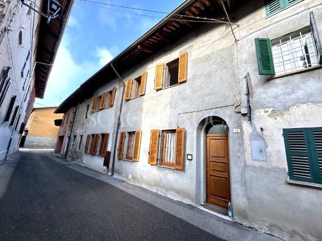 Villa Schiera in vendita a Piemonte, Biella