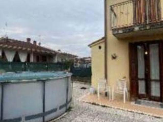 Villa Schiera in vendita a Offlaga, Lombardia