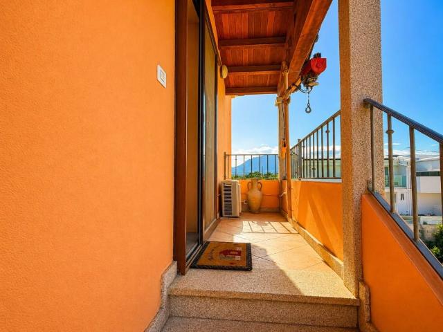 Villa Schiera in vendita a San Pantaleo, Sardigna/Sardegna