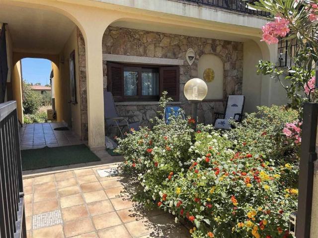 Villa Schiera in vendita a San Pantaleo, Sardigna/Sardegna