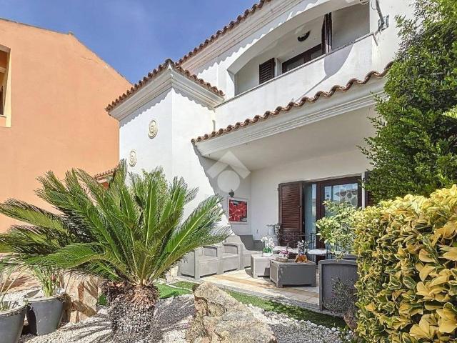 Villa Schiera in vendita a San Pantaleo, Sardigna/Sardegna