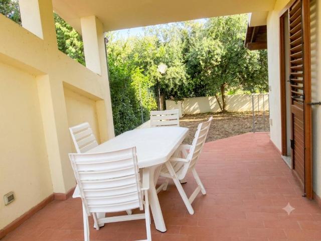 Villa Schiera in vendita a San Pantaleo, Sardigna/Sardegna