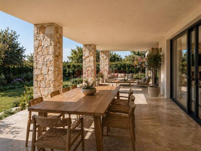 Villa Schiera in vendita a San Pantaleo, Sardigna/Sardegna