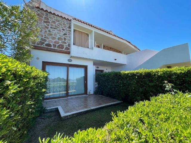 Villa Schiera in vendita a San Pantaleo, Sardigna/Sardegna