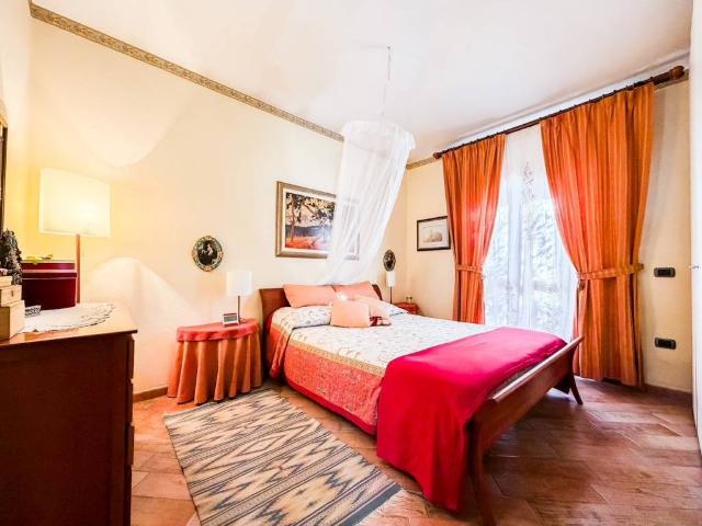 Villa Schiera in vendita a San Pantaleo, Sardigna/Sardegna
