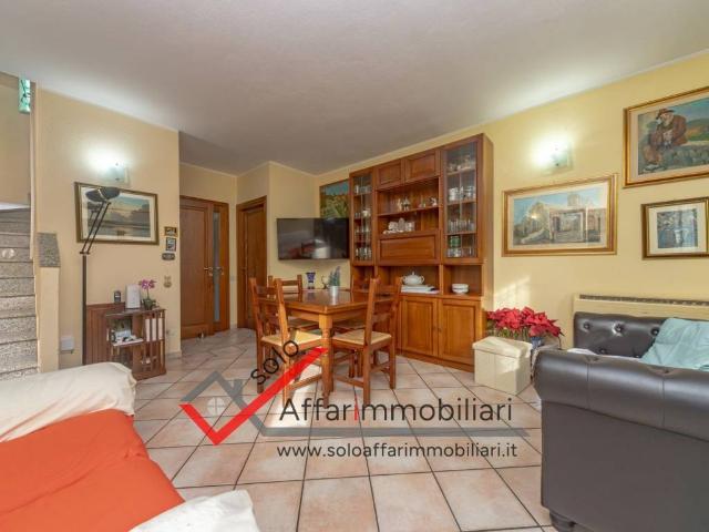 Villa Schiera in vendita a San Pantaleo, Sardigna/Sardegna