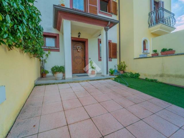 Villa Schiera in vendita a San Pantaleo, Sardigna/Sardegna