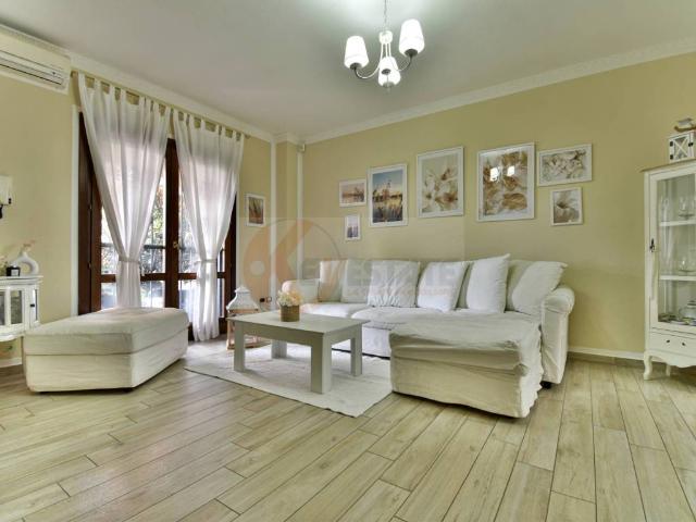 Villa Schiera in vendita a San Pantaleo, Sardigna/Sardegna