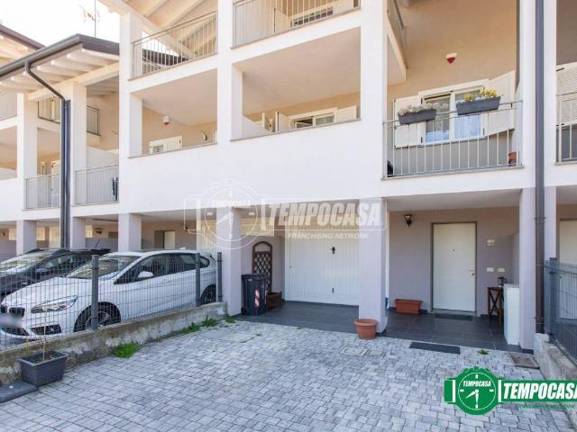 Villa Schiera in vendita a Canton della Lanca, Piemonte