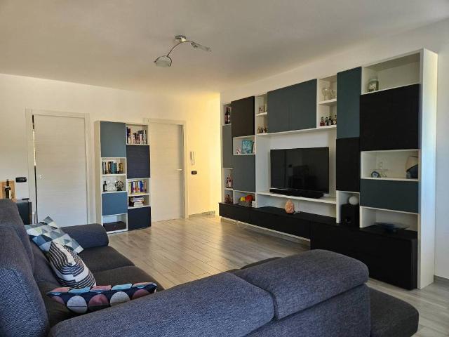 Villa Schiera in vendita a Canton della Lanca, Piemonte