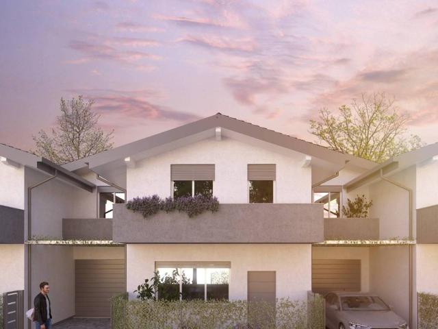 Villa Schiera in vendita a Somaino, Faloppio