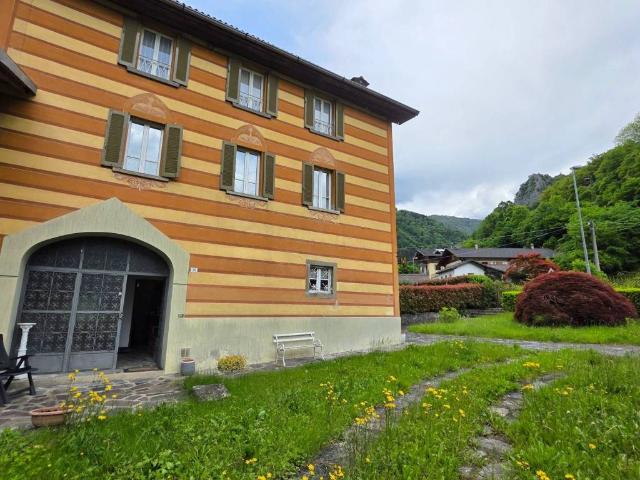 Villa Schiera in vendita a Comunità Montana della Valle Brembana, Olmo Al Brembo