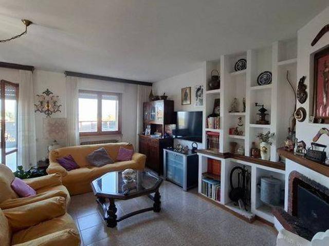 Villa Schiera in vendita a Neghelli, Orbetello