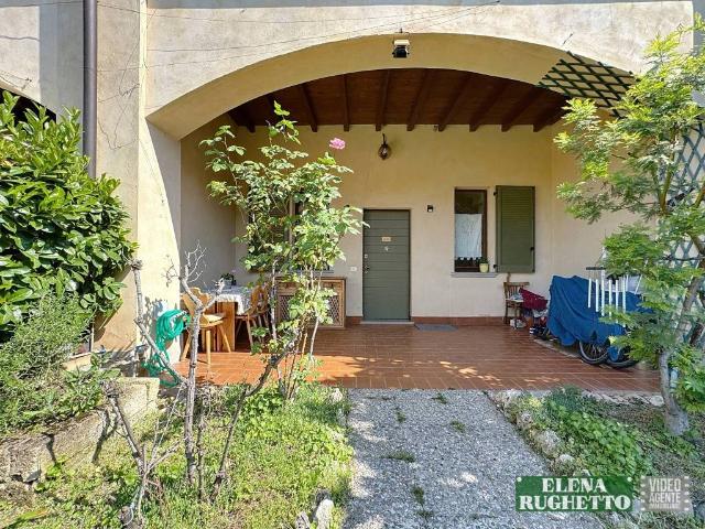 Ville Schiera in vendita a Osnago, Colombaio