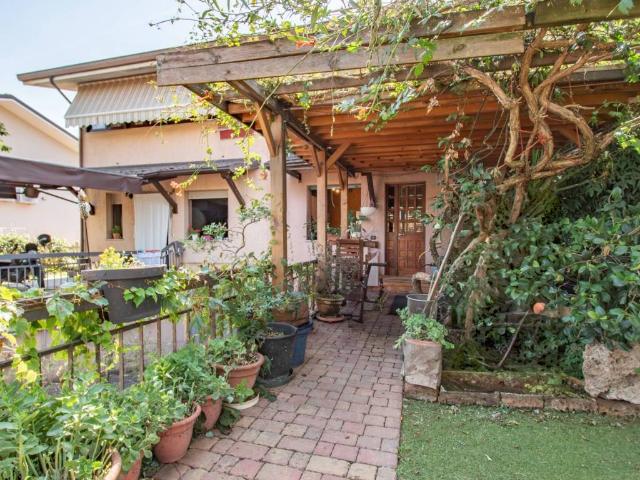 Villa Schiera in vendita a Ospitaletto, Lombardia