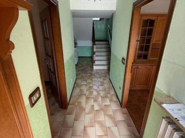 Villa Schiera in vendita a Ostiglia, Lombardia