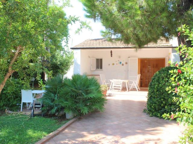Villa Schiera in vendita a Rosa Marina di Ostuni, Ostuni