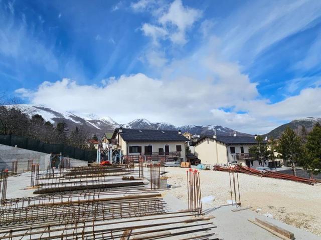 Villa Schiera in vendita a Ovindoli, L'Aquila
