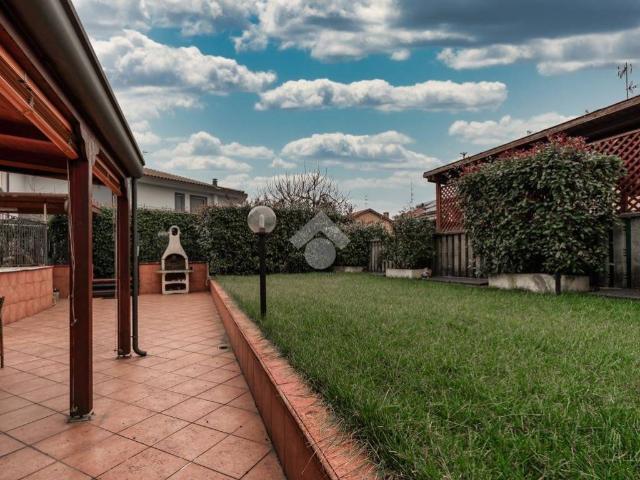 Villa Schiera in vendita a Zona Omogenea Milano Nord, Paderno Dugnano