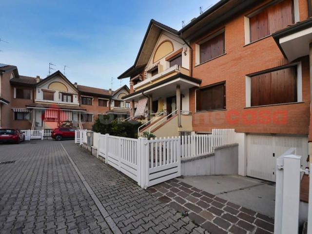 Villa Schiera in vendita a Zona Omogenea Milano Nord, Paderno Dugnano