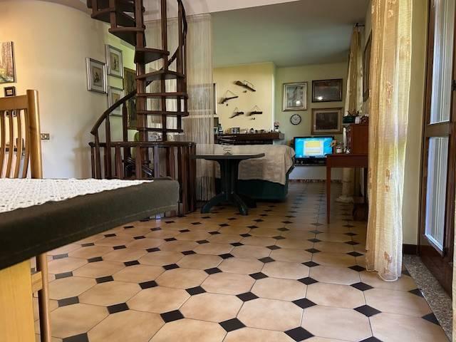 Villa Schiera in vendita a Zona Omogenea Milano Nord, Paderno Dugnano