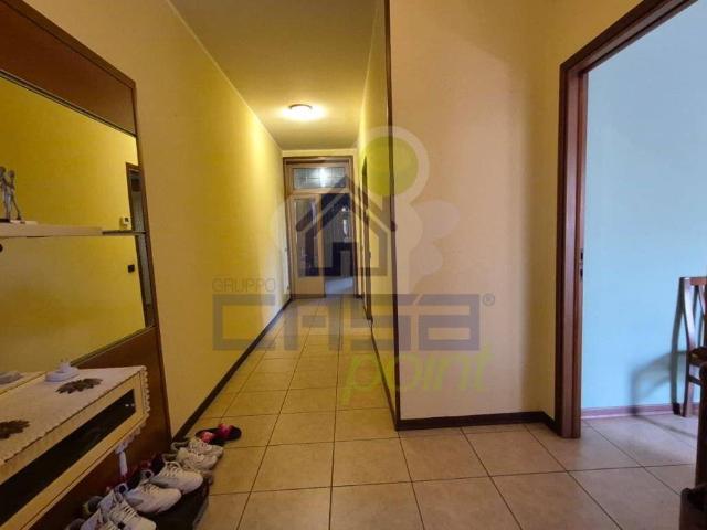 Villa Schiera in vendita a Paderno Ponchielli, Lombardia