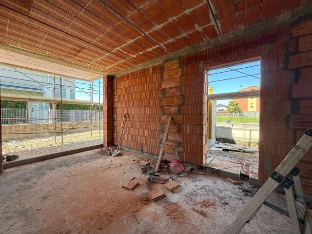 Villa Indipendente in vendita a Pagazzano, Lombardia