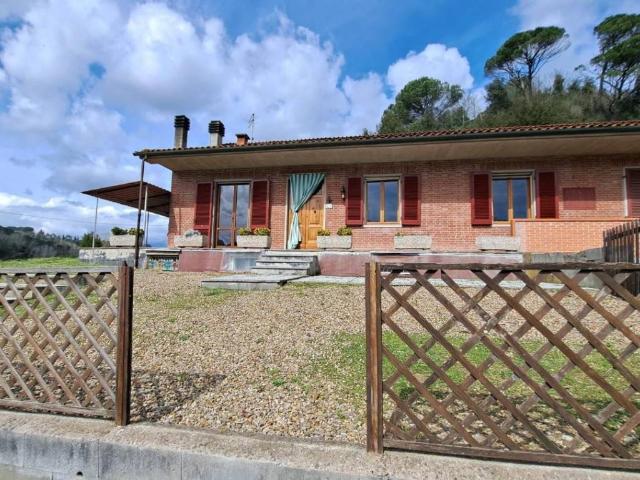 Villa Schiera in vendita a Chiesina Vallicelle, Legoli