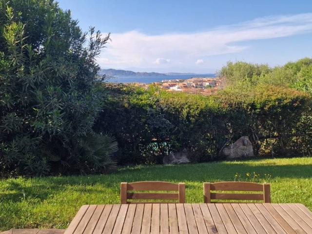 Villa Schiera in vendita a Palau, Sardigna/Sardegna