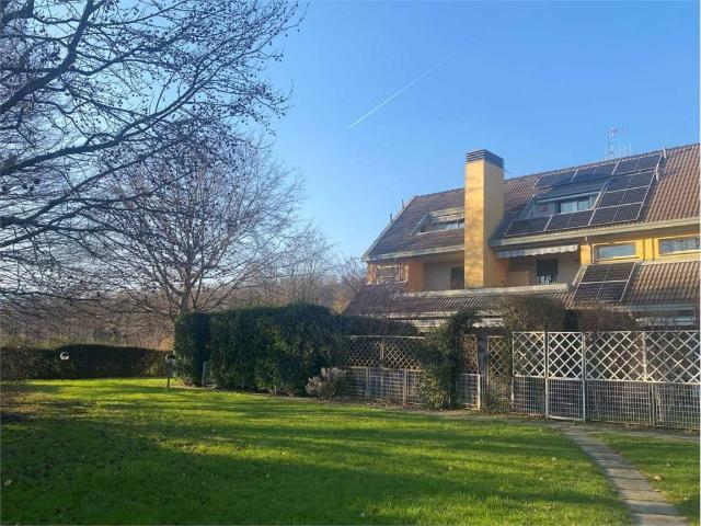 Villa Schiera in vendita a Brughiera, Palazzago