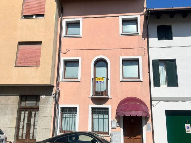 Villa Schiera in vendita a Palmanova, Friuli-Venezia Giulia