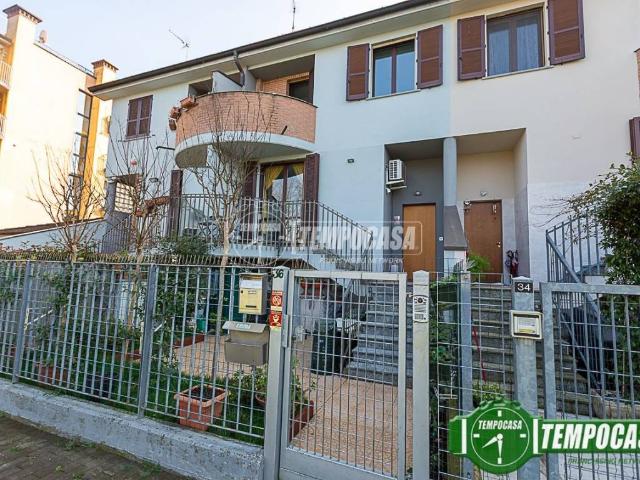 Villa Schiera in vendita a Pandino, Lombardia