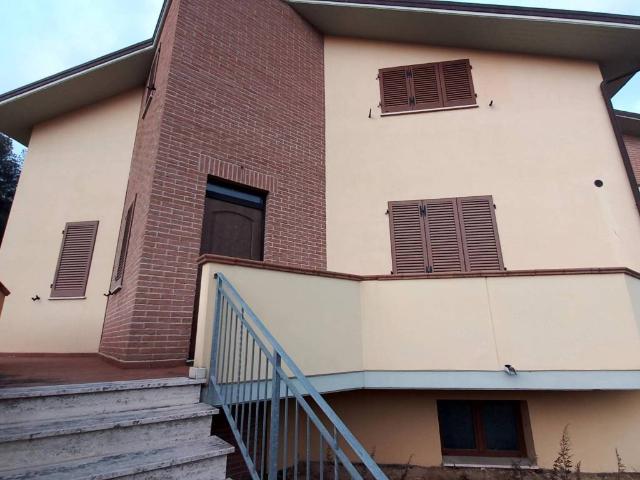 Villa Schiera in vendita a Tavernelle, Panicale