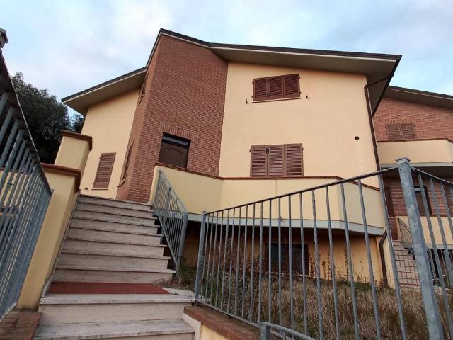 Villa Schiera in vendita a Tavernelle, Panicale