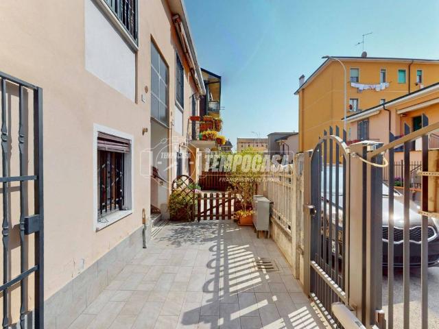 Villa Schiera in vendita a Pantigliate, Lombardia
